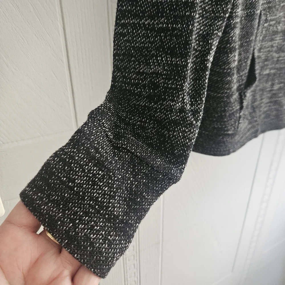 GAP Fit Cotton Blend Black Marled Roll Neck Cropped Sweatshirt Sz XS EUC